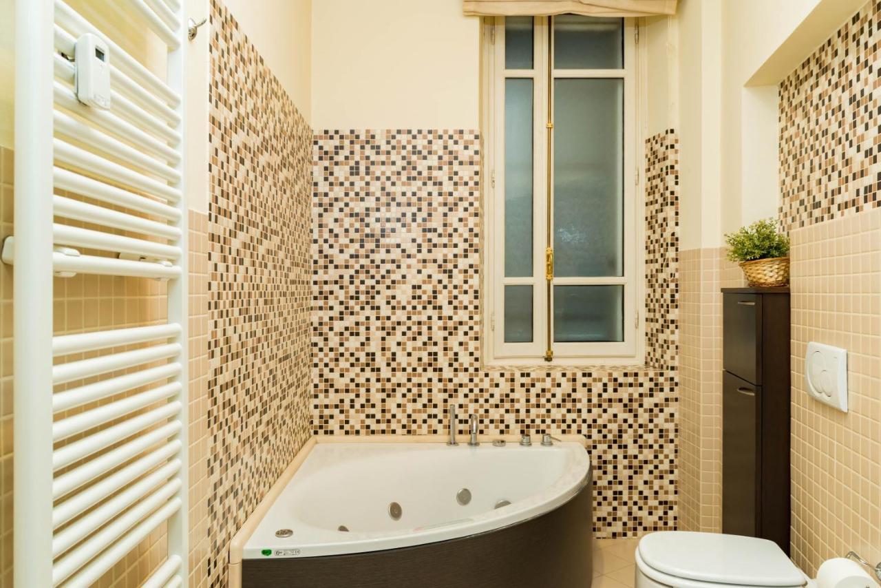 Alessandria Central Apt 10Min Walk Central Station Ngoại thất bức ảnh